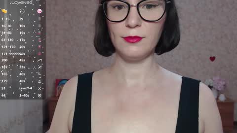 IrenLarasani online show from 09.09.25