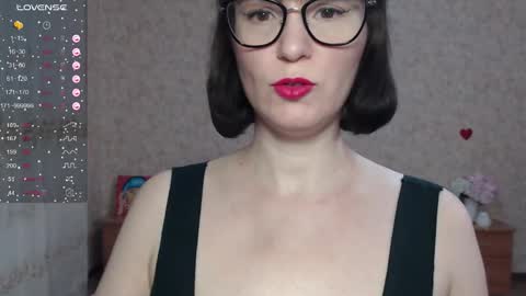 IrenLarasani online show from 10.04.25