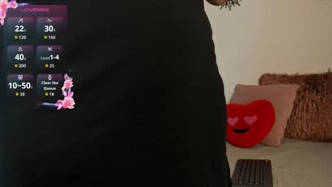 Snapshot of irina_05 chatting on 10.17.25  IRINA  online show from 10.17.25