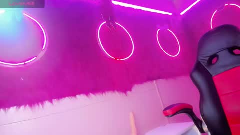 Snapshot of irina_lechera_ chatting on 01.17.25 Irina online show from 01.17.25