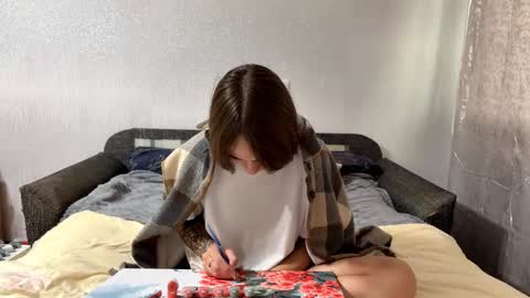 Evie online show from 09.25.25