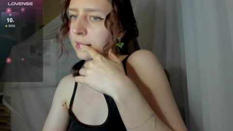 Snapshot of iris_crispy chatting on 06.18.26 Iris online show from 06.18.26