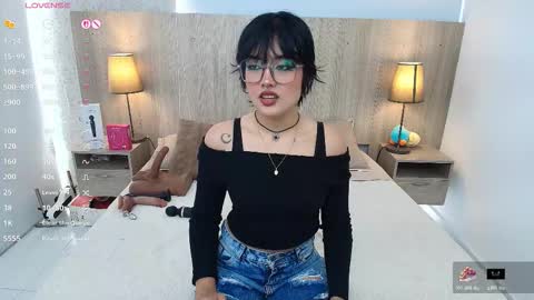 Snapshot of iris_gomez chatting on 02.02.26 Iris online show from 02.02.26