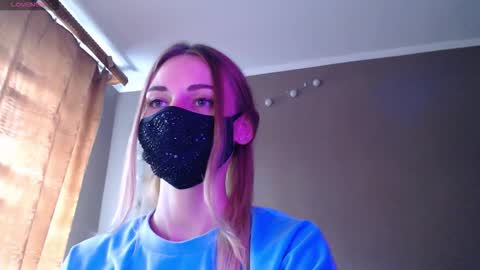 Lily online show from 09.09.25