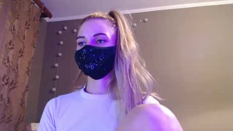 Lily online show from 09.15.25