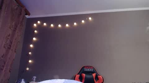 Lily online show from 10.26.25