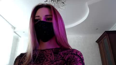 Lily online show from 06.21.26