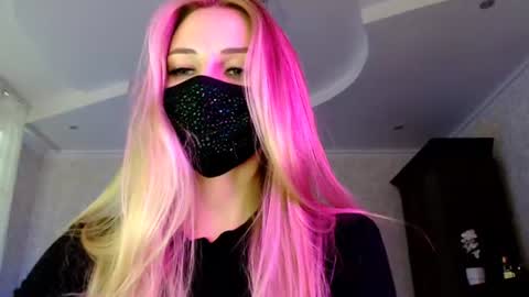 Lily online show from 07.21.26