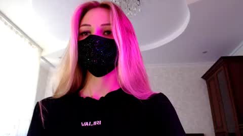 Lily online show from 08.05.26