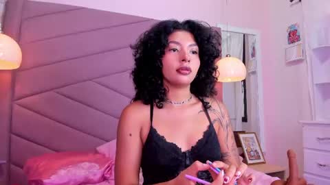 Iris Licht online show from 08.06.26