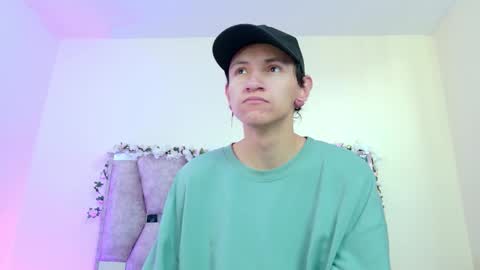 Snapshot of iris_mandarinne chatting on 03.14.26 Iris online show from 03.14.26