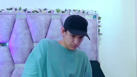 Snapshot of iris_mandarinne chatting on 03.26.26 Iris online show from 03.26.26