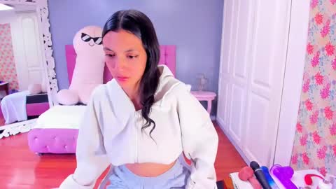 Snapshot of iris_stone_ chatting on 01.17.25 Iris online show from 01.17.25