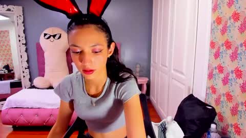 Snapshot of iris_stone_ chatting on 02.13.25 Iris online show from 02.13.25