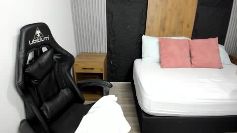 Iris online show from 02.19.26