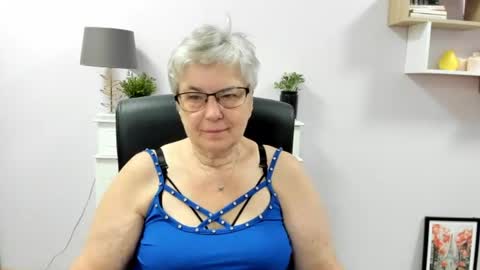 I R I S online show from 06.10.26