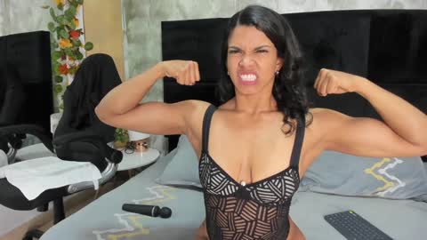 Iris Fit online show from 01.19.25