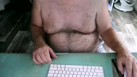 Snapshot of irishdudeloveoib chatting on 02.11.25 Irishdudelove online show from 02.11.25