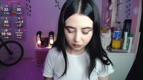 Snapshot of iriss_sky chatting on 02.04.26 Iris online show from 02.04.26