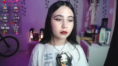 Snapshot of iriss_sky chatting on 02.10.26 Iris online show from 02.10.26