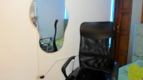 Snapshot of irix_moon chatting on 10.07.25 irix_moon online show from 10.07.25