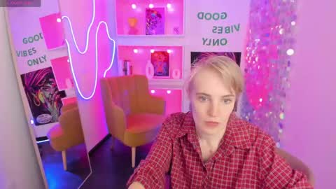 Snapshot of irmaronn chatting on 05.03.26 Irma online show from 05.03.26