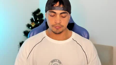 Snapshot of iron_coleman chatting on 01.07.26 Iron online show from 01.07.26