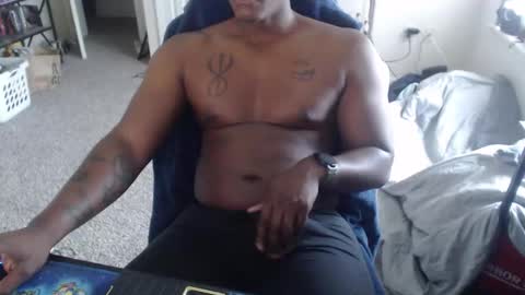 Snapshot of ironbloodedorphan chatting on 02.18.26 Chi online show from 02.18.26