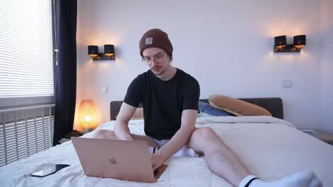 Sam online show from 04.26.26