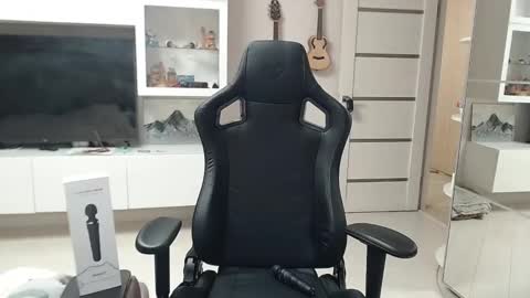 Snapshot of irwi_tomboy chatting on 02.08.25 Irwi Tomboy online show from 02.08.25