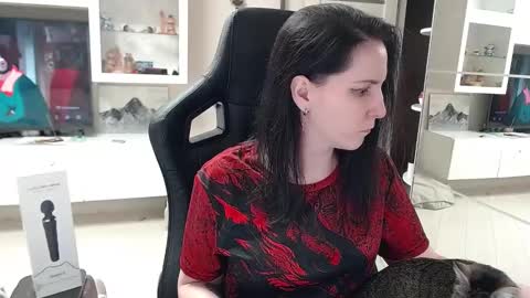 Snapshot of irwi_tomboy chatting on 02.17.25 Irwi Tomboy online show from 02.17.25