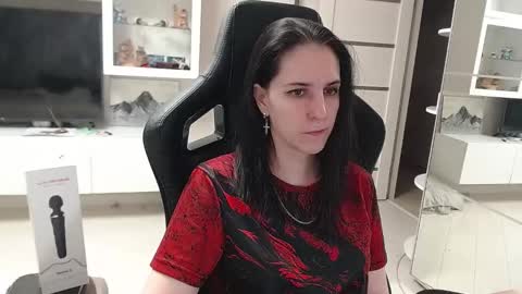 Snapshot of irwi_tomboy chatting on 02.23.25 Irwi Tomboy online show from 02.23.25