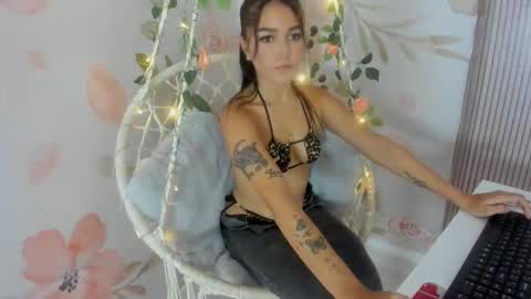 Snapshot of isa_69hot chatting on 11.13.25 Isabella online show from 11.13.25