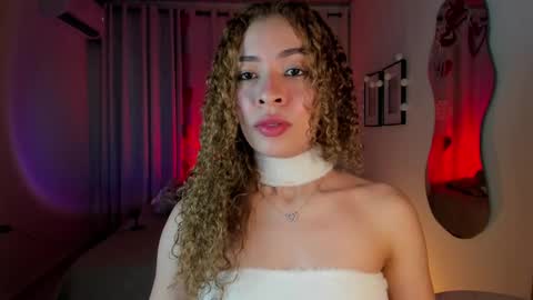 isa_____ online show from 02.25.25