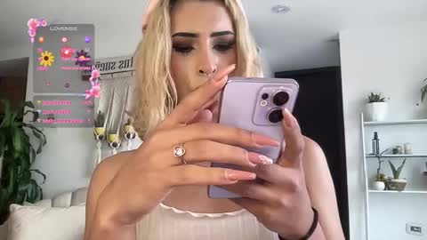 Isabella online show from 03.22.26