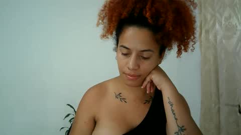 isa_bellaxx23 online show from 12.21.25