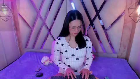 Isa online show from 04.23.26