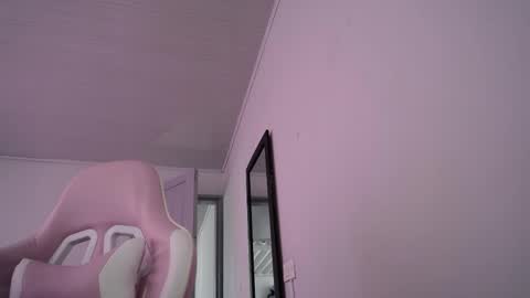 Snapshot of isa_emeralds chatting on 02.10.26 Isabella online show from 02.10.26