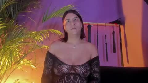 Isabella online show from 04.23.26