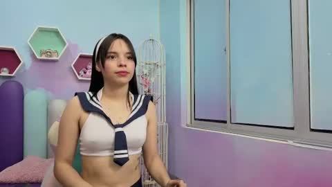 Isaa Skinny  online show from 06.13.26