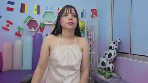 Isaa Skinny  online show from 07.21.26