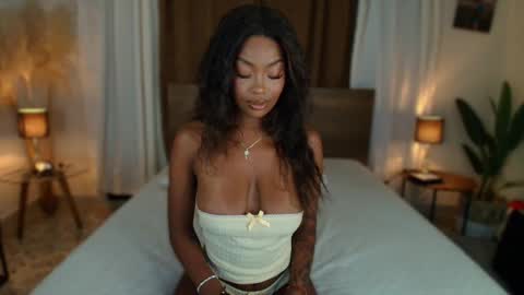 Snapshot of isaacoleman chatting on 03.18.26 Isaa Coleman online show from 03.18.26