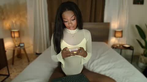 Snapshot of isaacoleman chatting on 03.25.26 Isaa Coleman online show from 03.25.26