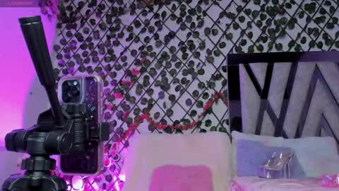 Isa online show from 02.20.26