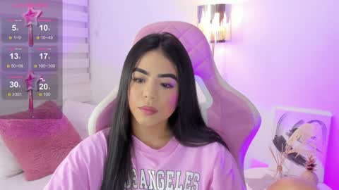 Snapshot of isabel_queen_ chatting on 12.24.24 Isabel online show from 12.24.24