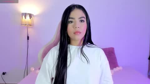 Snapshot of isabel_queen_ chatting on 01.06.26 Isabel online show from 01.06.26