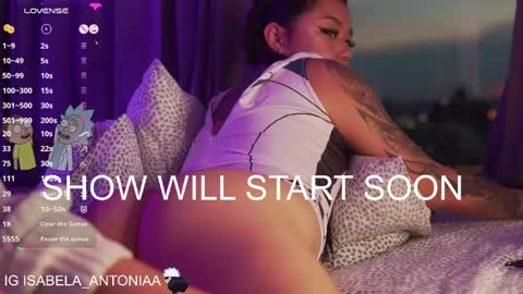 Snapshot of isabela_antonia_ chatting on 05.19.26 online show from 05.19.26