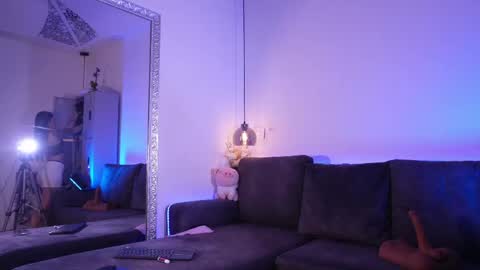 Snapshot of isabela_franco_ chatting on 05.14.26 Isabela online show from 05.14.26