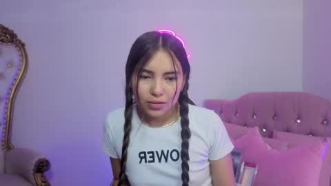 ISABELA  online show from 05.15.26