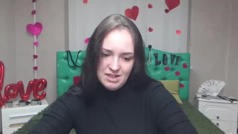 IsabelBlackberry online show from 11.22.25